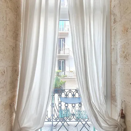 Station - Centro 3* باري